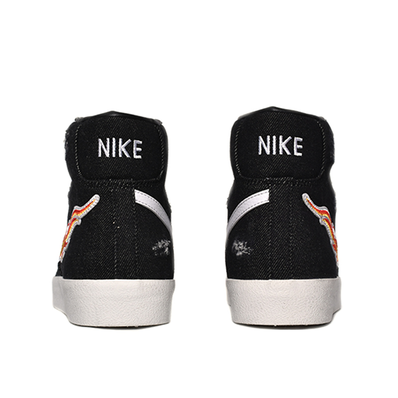 NIKE 日本未発売 BLAZER MID '77 VNTG 