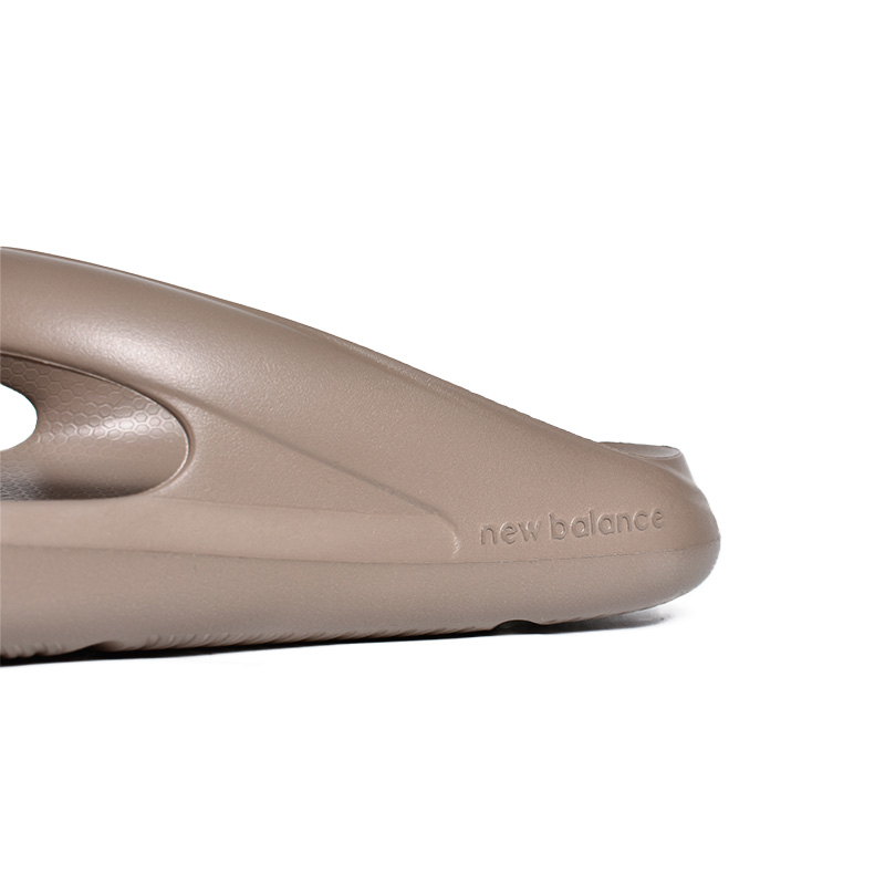 New Balance 日本未発売 NEW BALANCE REBOUND FLIP-FLOP 