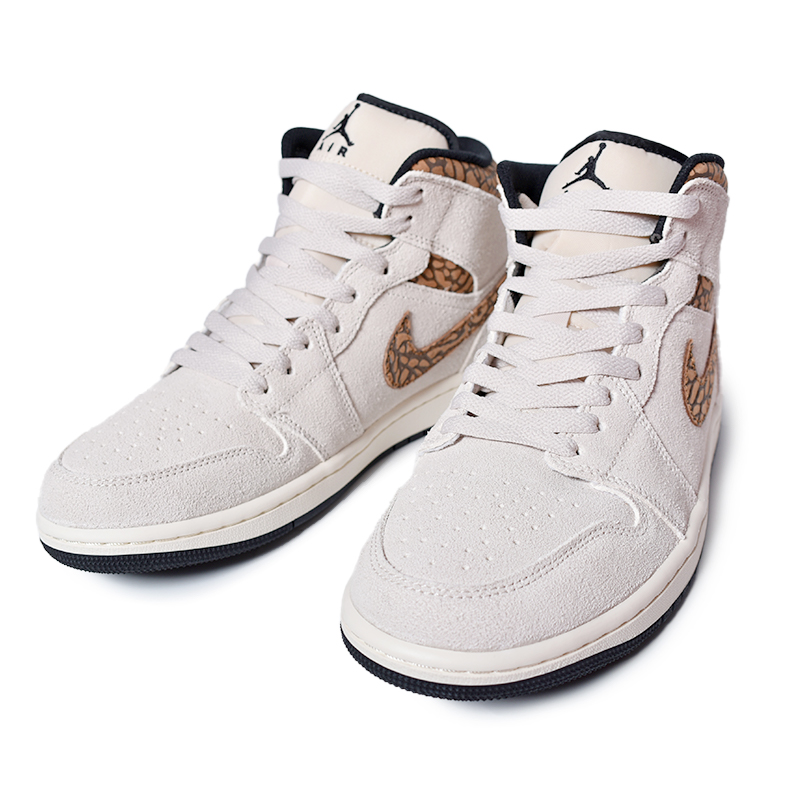 日本未発売 NIKE AIR JORDAN 1 MID SE 