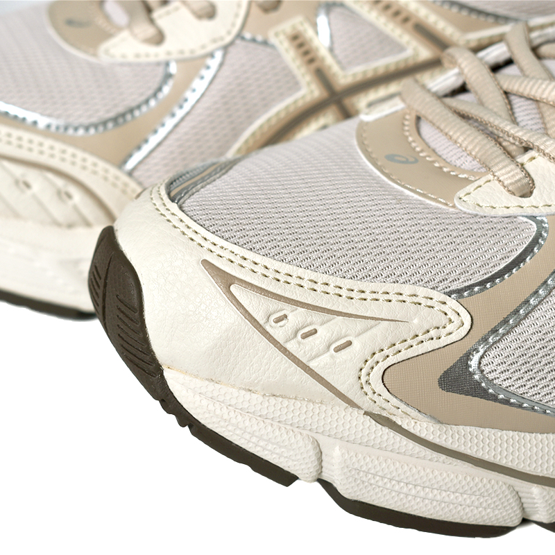 ASICS ベージュ スニーカー 20230911c8_5.jpg