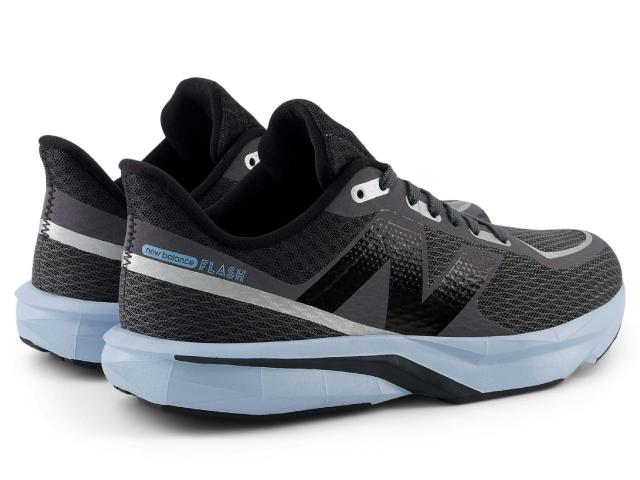 New Balance（ニューバランス） ダイナソフト フラッシュ new balance