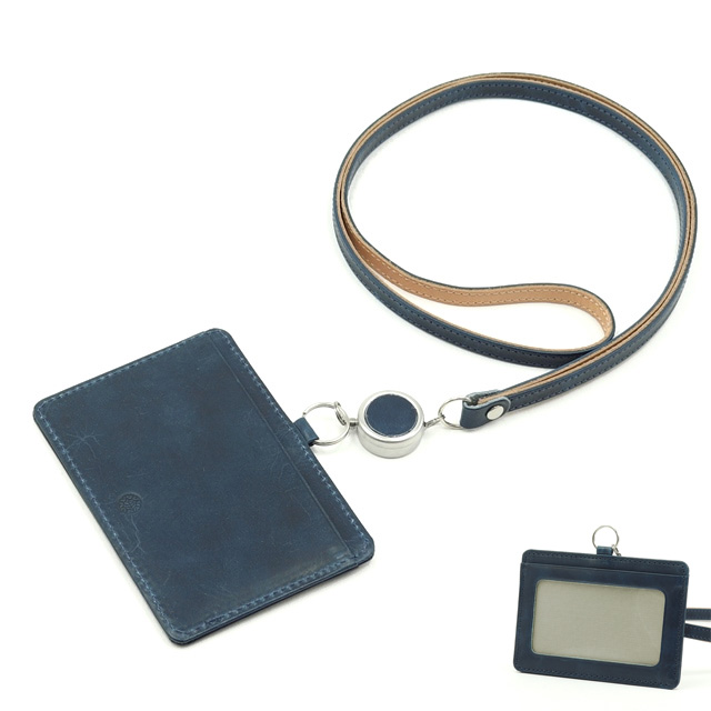 Dakota（ダコタ） 公式 【限公式WEBSHOP限定定】 リール付き IDケース