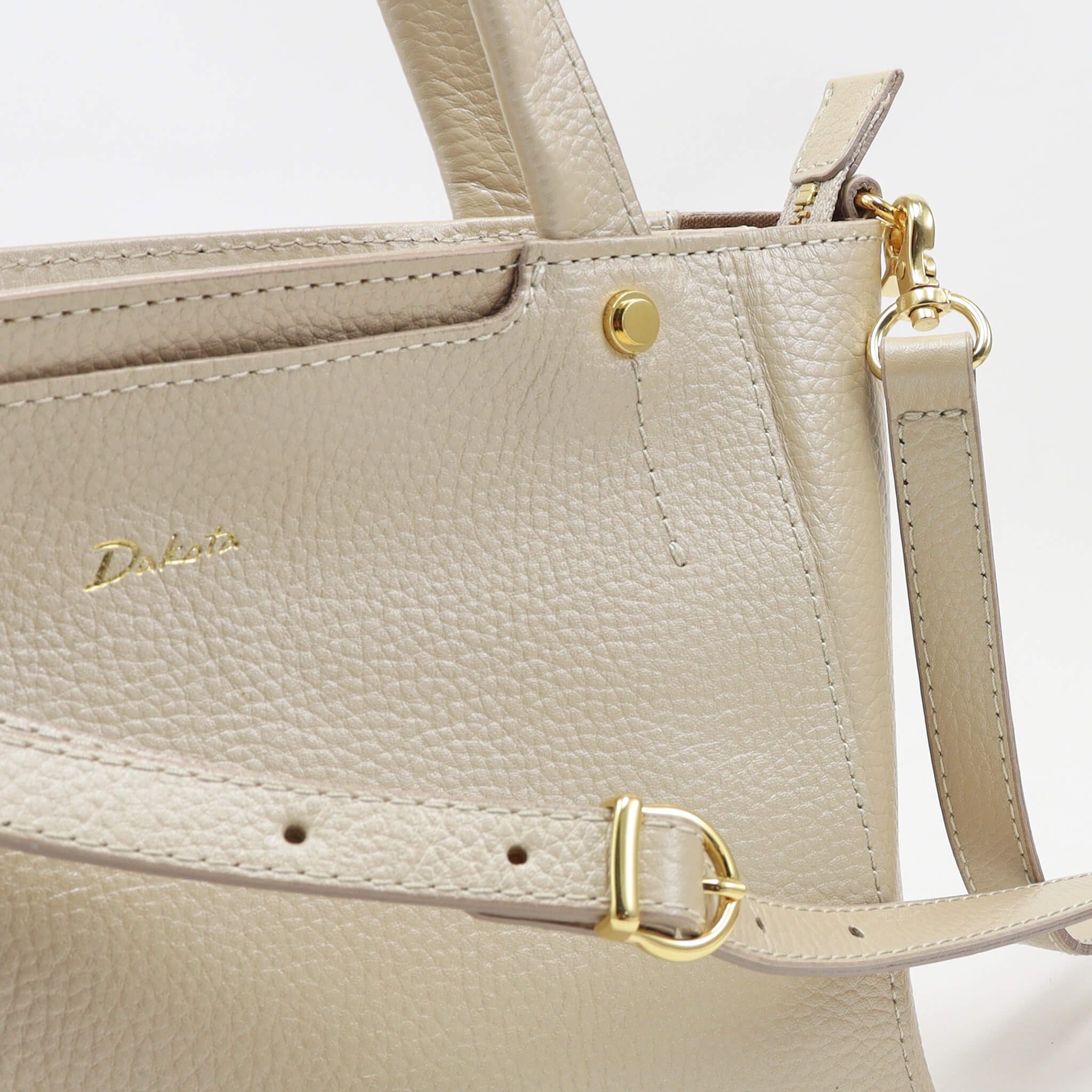 美品ダコタ2ウェイ 中古・古着通販】Dakota (ダコタ) 2WAYショルダーバッグ レッド
