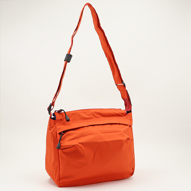 新品◆完売品◆撥水加工×ポリエステル◆ミニバッグ◆赤 it-643376b3be4a4-1200.jpg