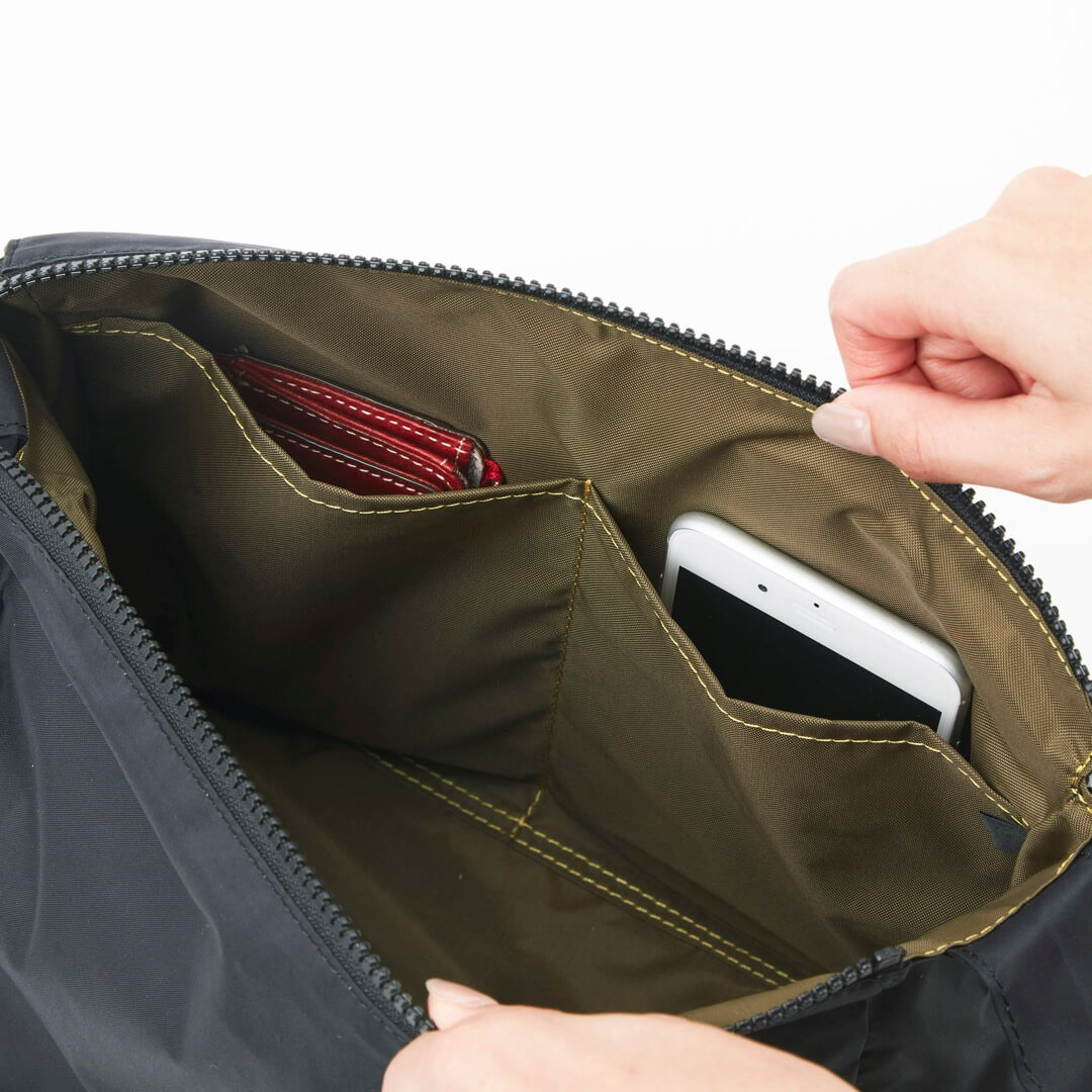 公式 NEXT ネクスト レディース メンズ ショルダーバッグ ライト革