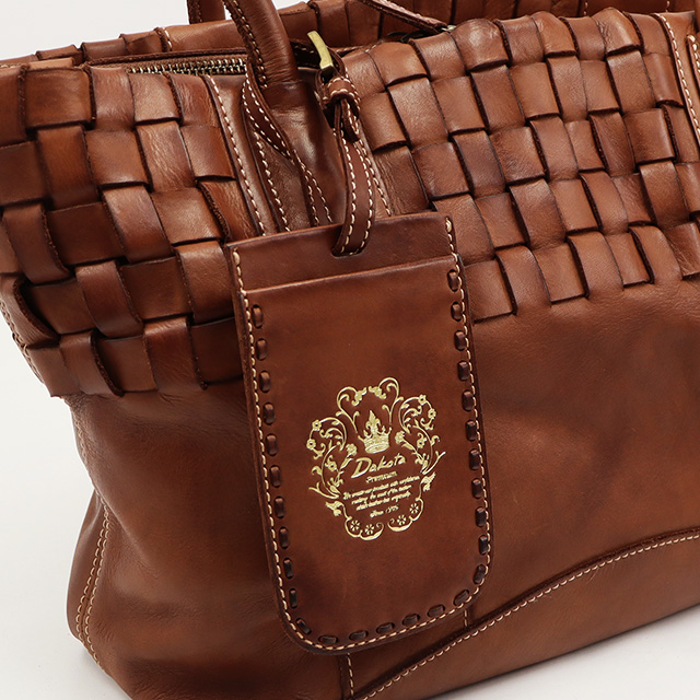 新品❤️ Dakota アーロ　ミニトートバッグ　ブラウン　レディース 新品❤️ Dakota アーロ ミニトートバッグ ブラウン レディース Dakota