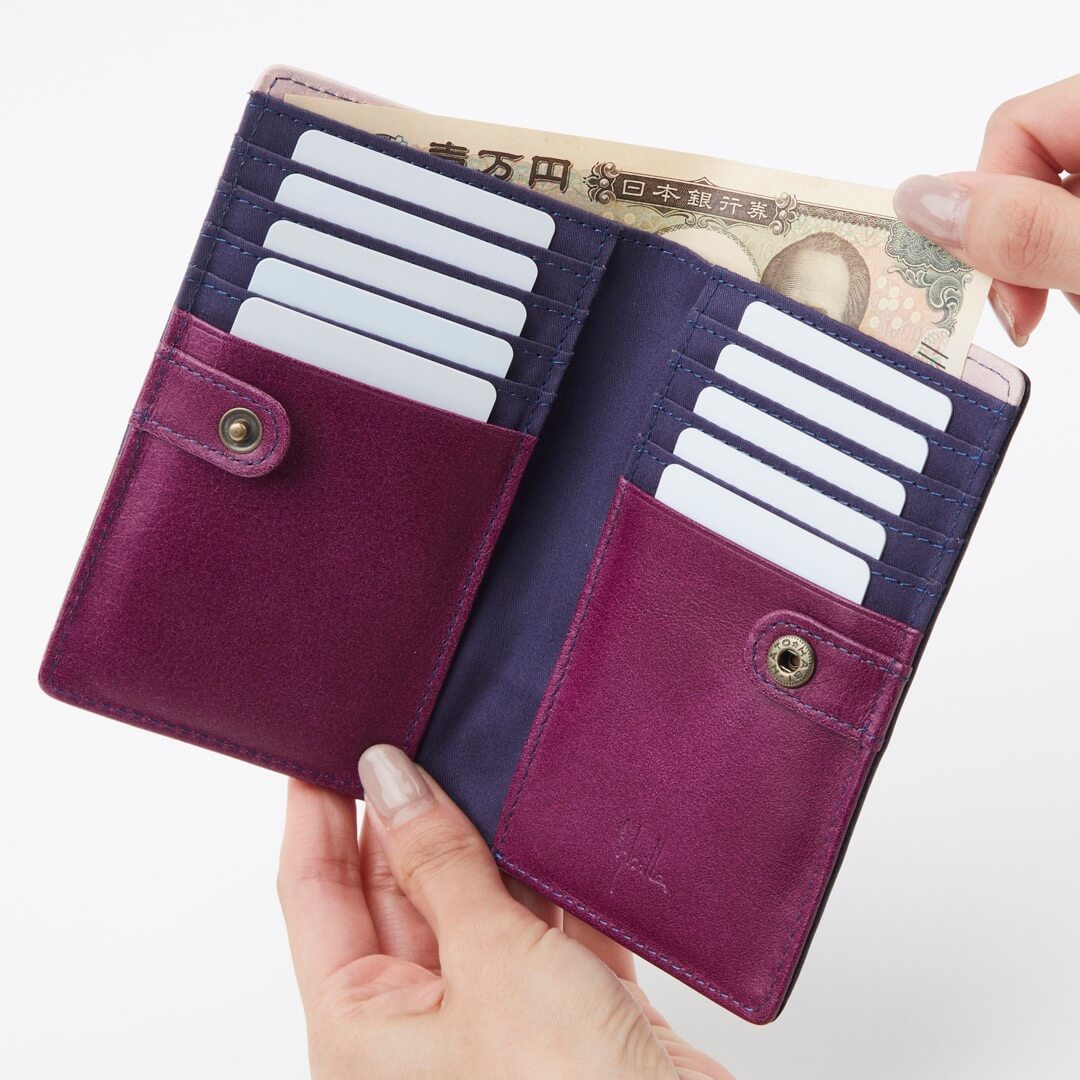 新品未使用⭐️シビラ 長財布 紫色&黒 ピエッサ 札入れ 小銭入れ 本革牛革 新品未使用⭐️シビラ 長財布 紫色&黒 ピエッサ 札入れ 小銭入れ 本革