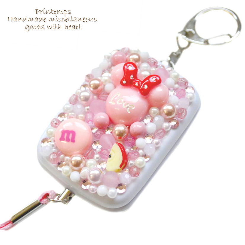 日本未発売 子ども用セーフティグッズ 乾電池で動くかわいい防犯ブザー 女の子へのプレゼントに スイーツデコ 防犯ブザー スクエア型 ピンク 防犯アラーム 乾電池式 小学生 女の子 プレゼント かわいい 入学 就職 祝い Www Threeriversofs Com