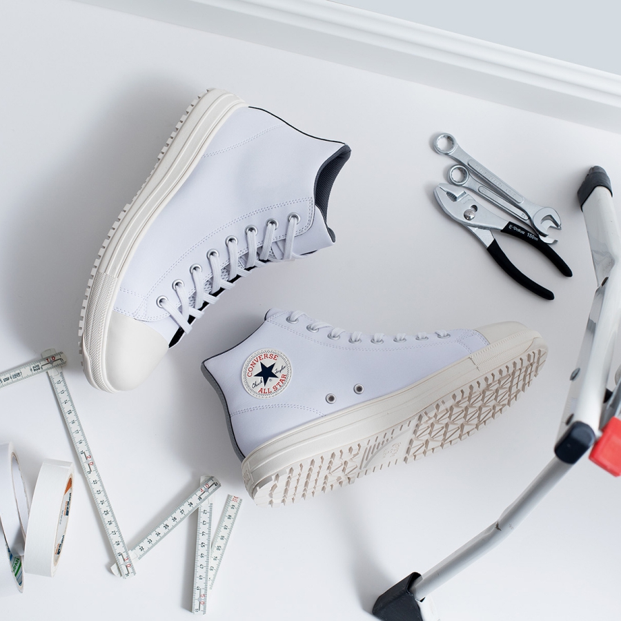 CONVERSE ALL STAR 安全靴　ホワイト/バーガンディ Amazon | [コンバース] オールスター ライト ハイ 軽量