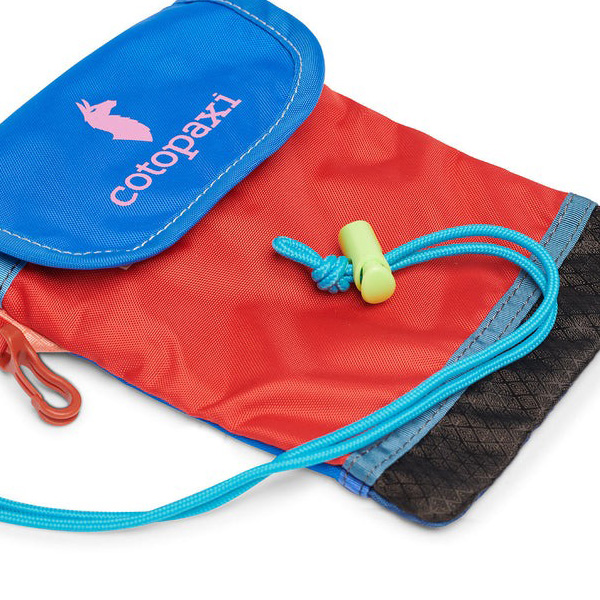 未使用☆ コトパクシ cotopaxi ポーチの通販 by BNG's shop｜ラクマ