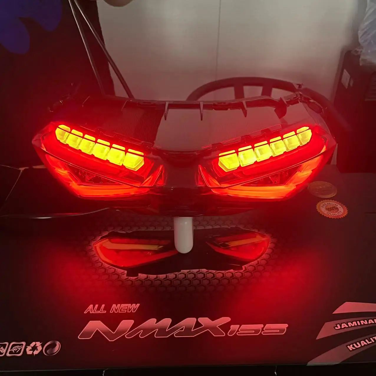 並行輸入品】カスタムバイクスペアパーツ 2020-2024 NMAX155 リア