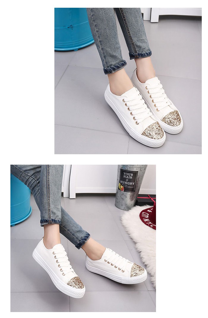 シャイニーローカットスニーカー