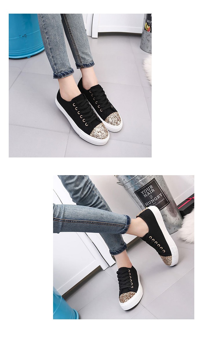 シャイニーローカットスニーカー