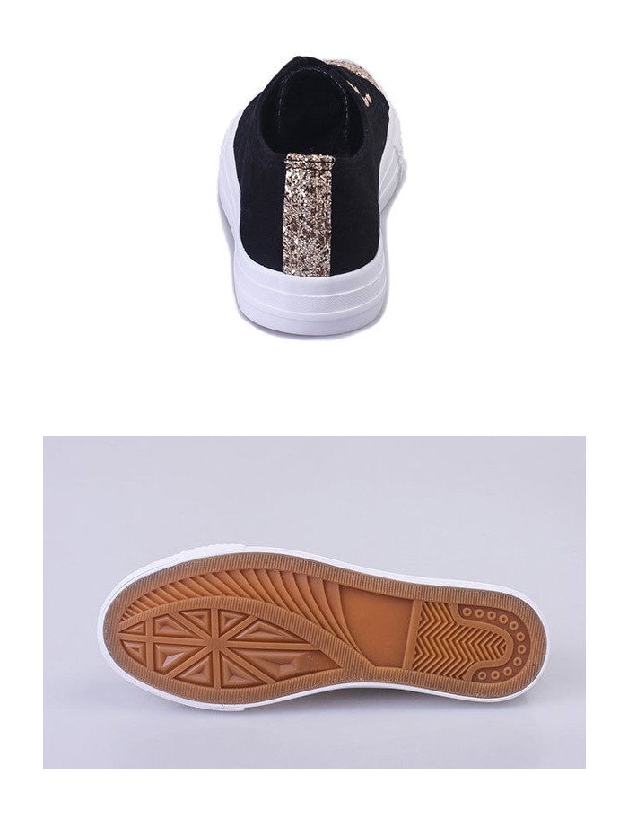 シャイニーローカットスニーカー