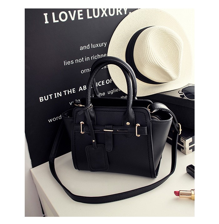 ショルダーバッグ