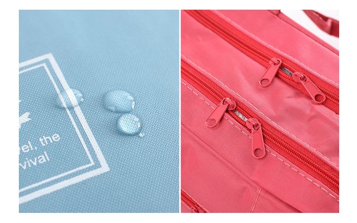 トラベルポーチ