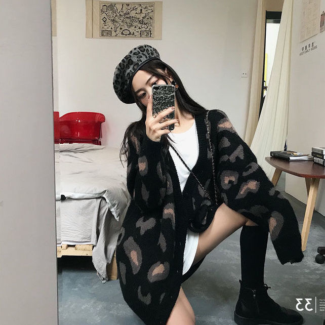 【未使用】ブルマリン　襟フリル長袖ロングカーディガン　ヒョウ柄　ストレッチ 未使用】ブルマリン 襟フリル長袖ロングカーディガン ヒョウ柄