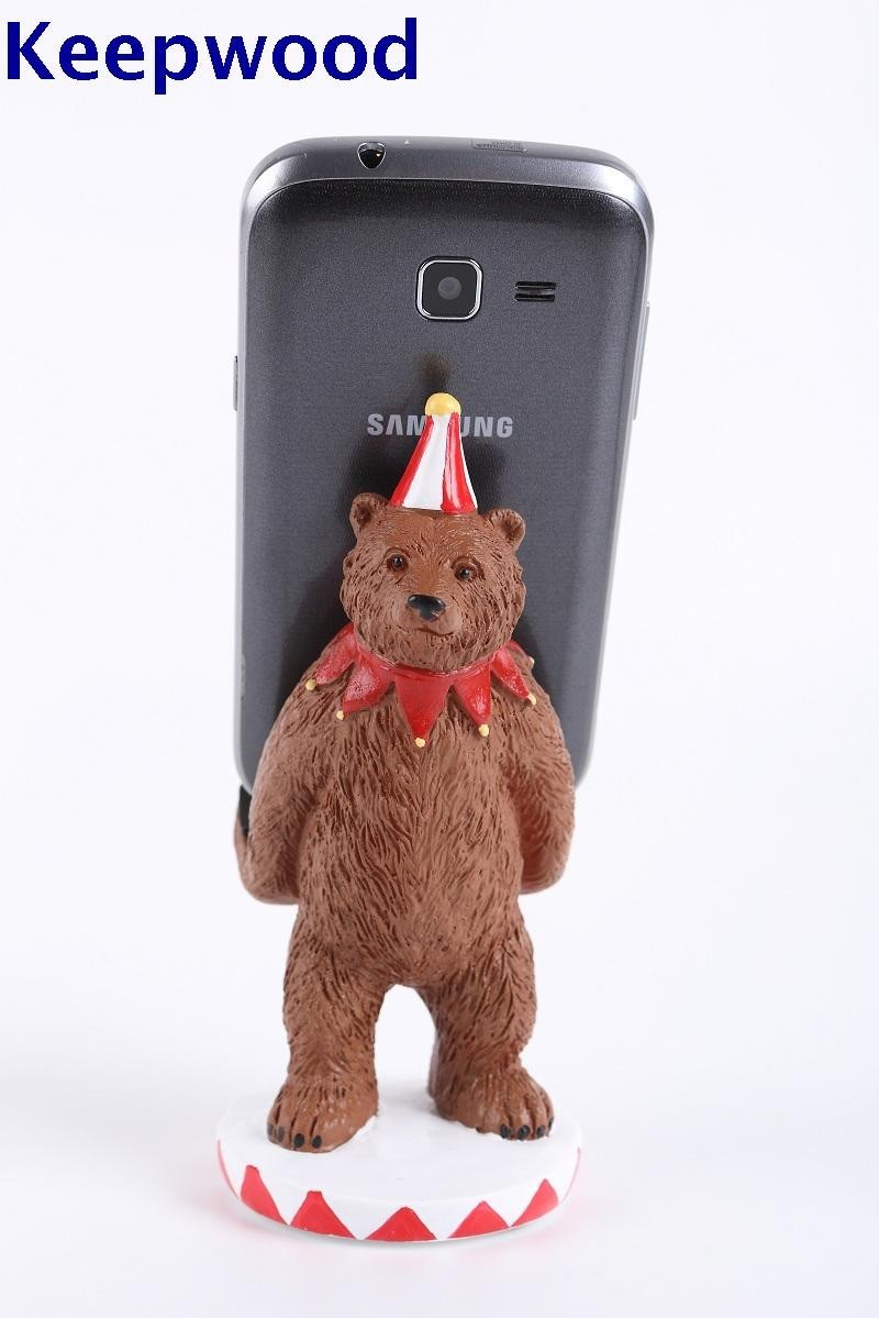 クマの携帯電話ホルダー