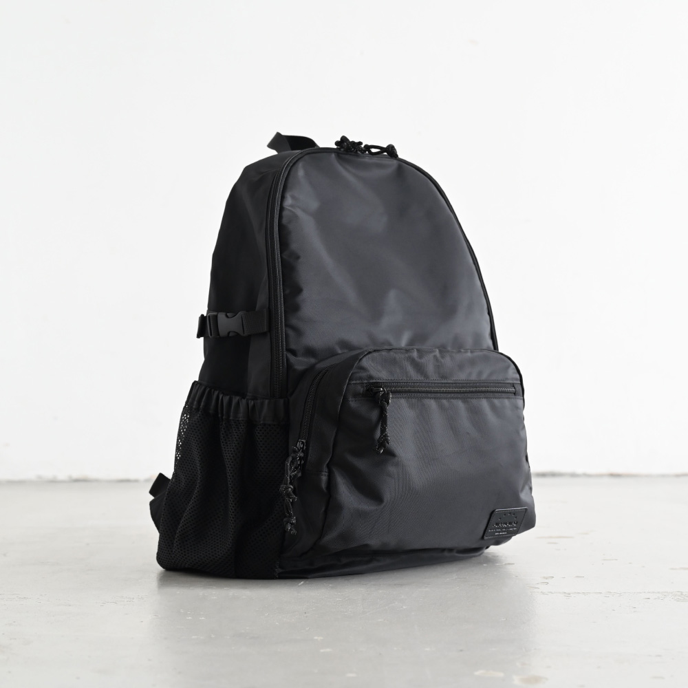 PUPPAPUPO（プッパプーポ） マザーズリュック Active 20L シンプル は