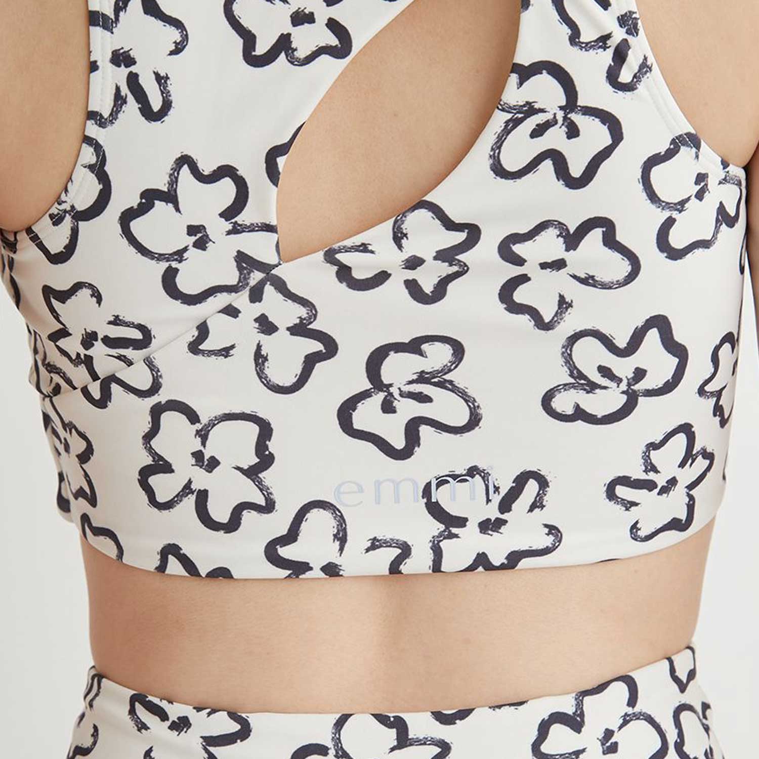 【emmi】yogalleaf柄レギンス&ブラトップ エミ　ヨガウェア　1 emmi yoga（エミヨガ） ラスト1点 ヨガウェア ヨガトップス エミ emmi
