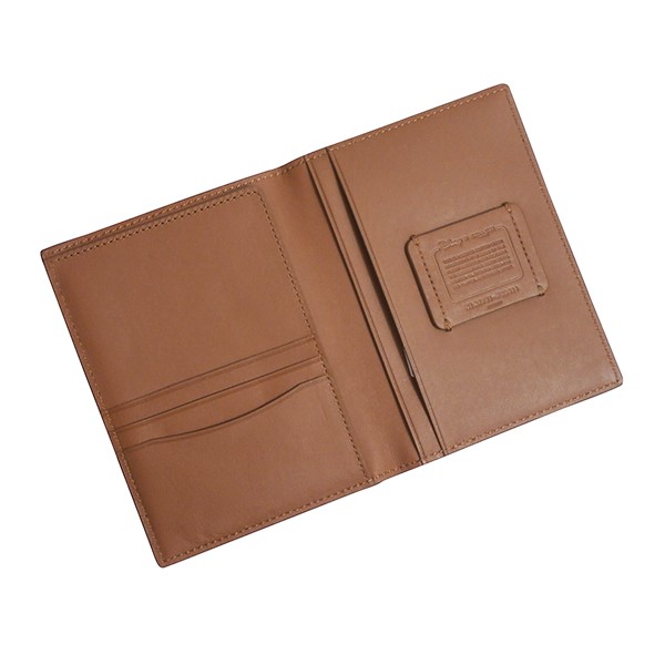 COACH（コーチ） 国内発送 小物 パスポート ケース コーチ×ディズニー