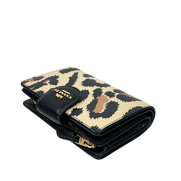 COACH（コーチ） 国内発送 財布 レディース 折り財布 レオパード
