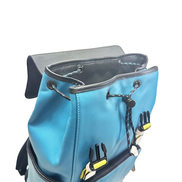 極美品 COACH コーチ トラックバックパック リュック シグネチャ 人気】COACH シグネチャー トラックバックパック リュック 黒×ネイビー