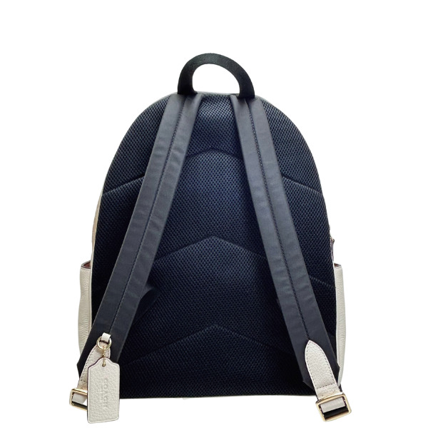 美品です。COACH 黒ラージコートバックパック ラージ コート バックパック