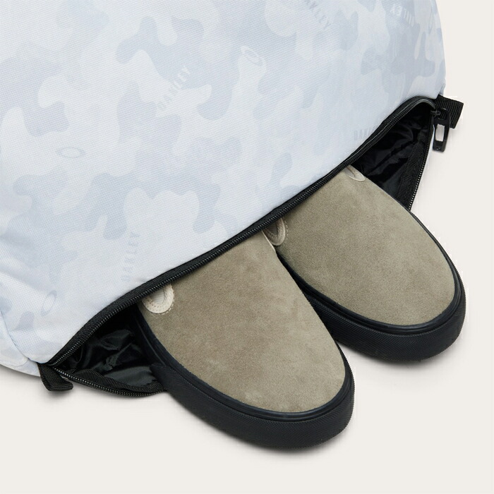OAKLEY（オークリー） トートバッグ Oakley Tote Bag 17.1 FOS902055