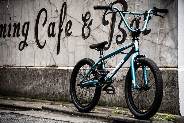 GT ジーティー 2021年モデル SLAMMER （スラマー） : 自転車の