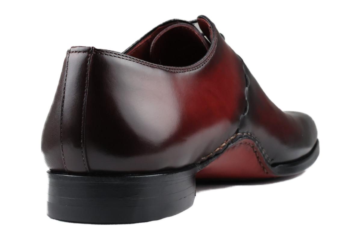♡希少♡ マグナーニ　ドレスシューズ　ホールカット　メダリオン　1589 Cordwainer (コードウェイナー) レザー ホールカット メダリオン