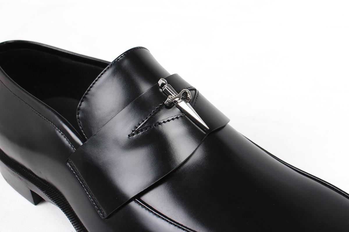 新品 CESARE PACIOTTI 仔牛革 エラスティックシューズ 黒 9 新品 CESARE PACIOTTI 仔牛革 エラスティックシューズ 黒 9 新品