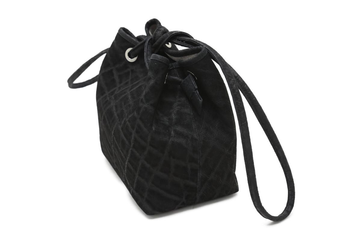 黒いレザー巾着ショルダーバッグ MORMYRUSのLEATHER BAG レザー ショルダーバッグ | 送料無料|BLACK