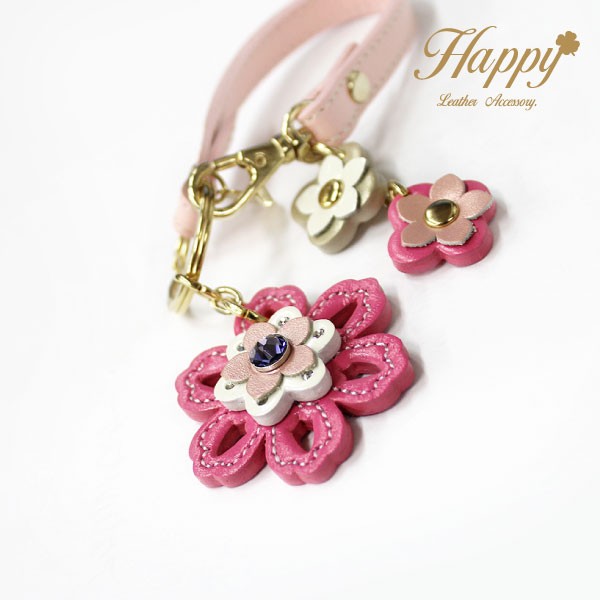 フラワー型チャーム付きキーホルダー 楽天市場】Happy トリプル フラワー お花 キーホルダー 日本製