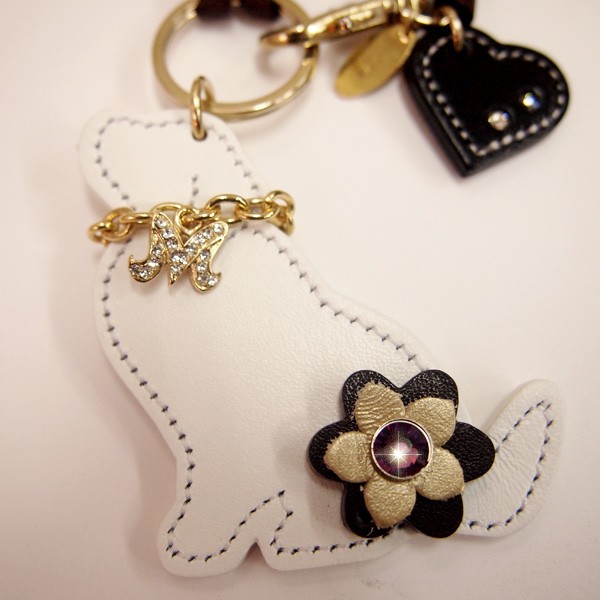 c061 ティファニー　ドッグ　チャーム　ゴールデンレトリバー　キーホルダー　犬 キーホルダー 犬 刺繍 イヌ チャーム ゴールデンレトリーバー