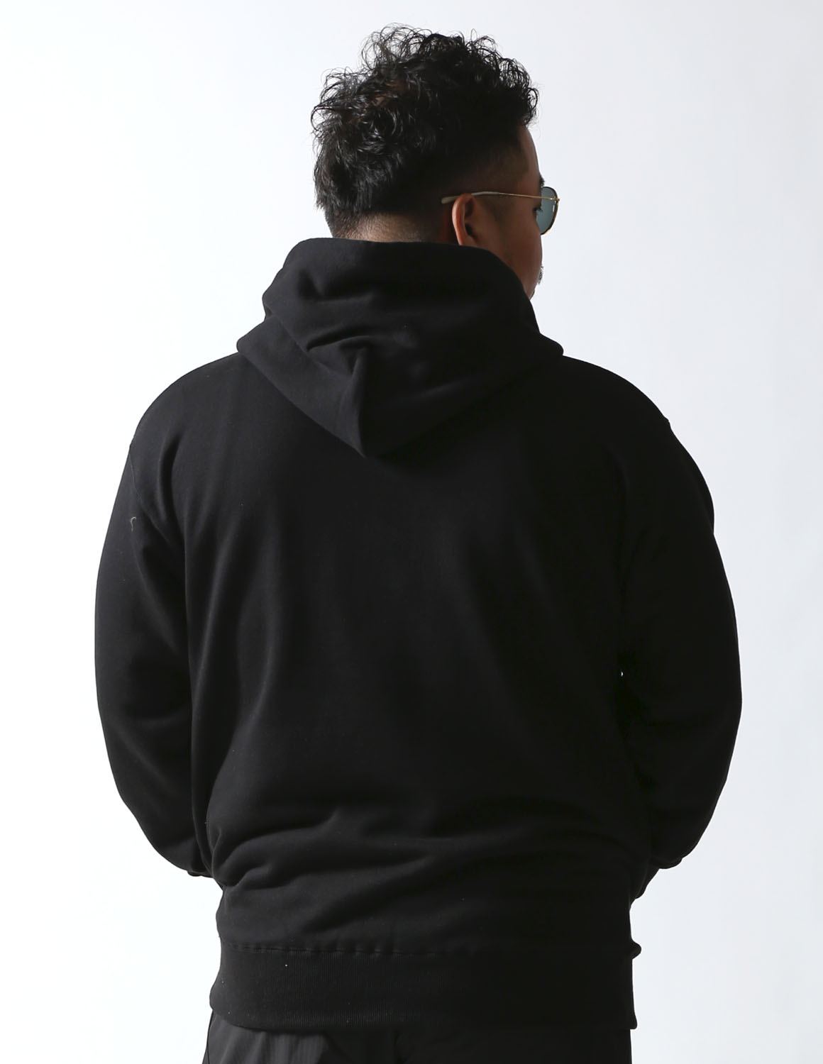 同梱。QZILLA パーカー 3L ホワイト STYLING | 大きいサイズのメンズファッション QZILLA by Mr