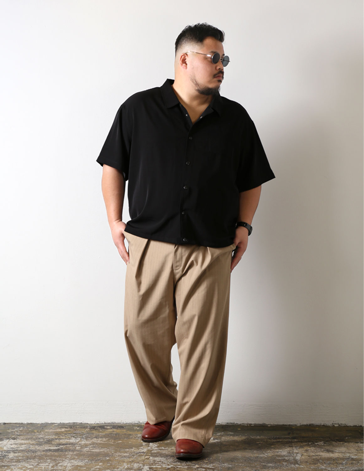 大きいサイズ 半袖 QZILLA ワイドシャツ ピンストライプパンツ 2点コーデSET カジュアル 2L 3L 4L 5L 黒 ベージュ 春 夏 秋 |  | 01