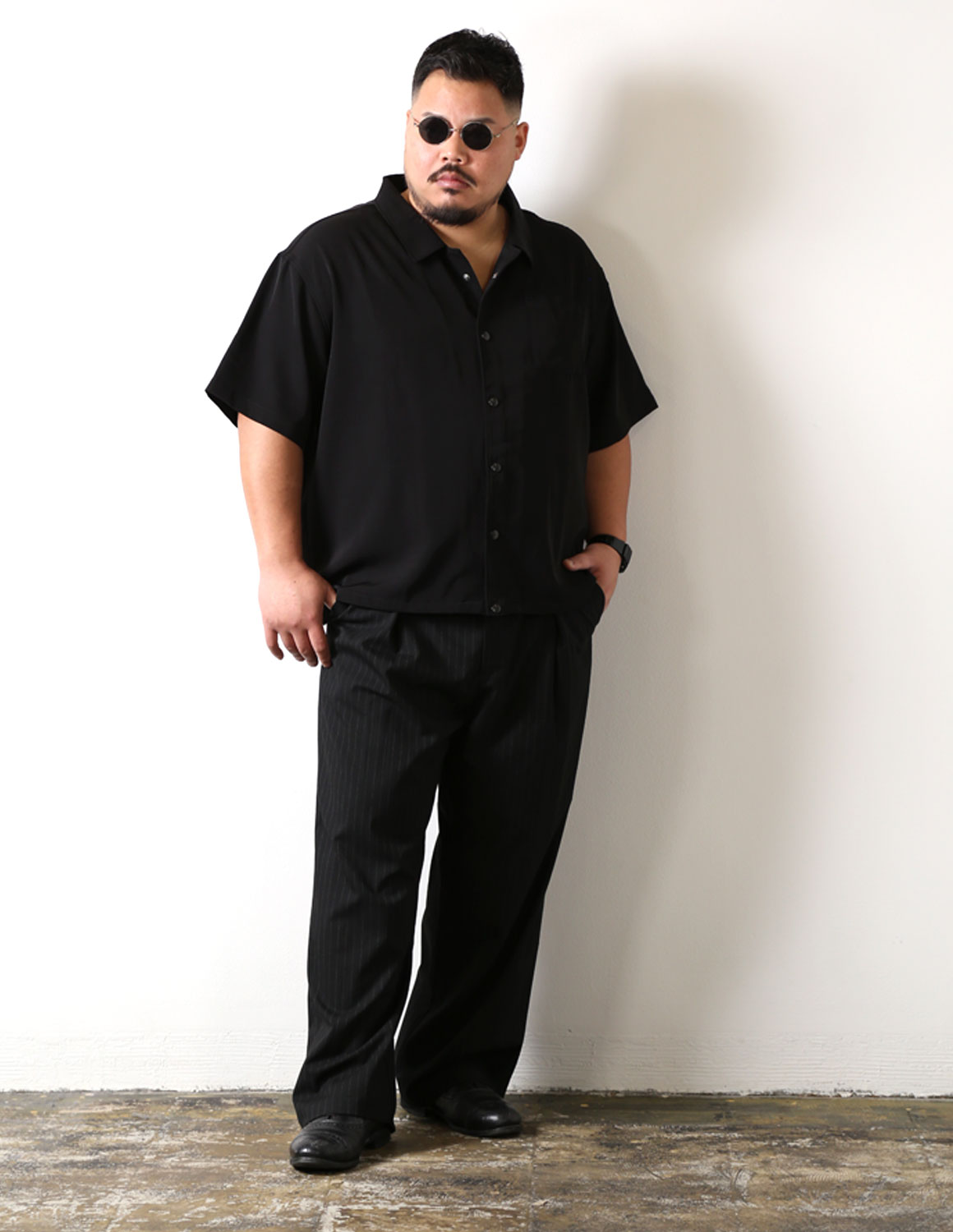 大きいサイズ 半袖 QZILLA ワイドシャツ ピンストライプパンツ 2点コーデSET カジュアル 2L 3L 4L 5L 黒 ベージュ 春 夏 秋 |  | 02