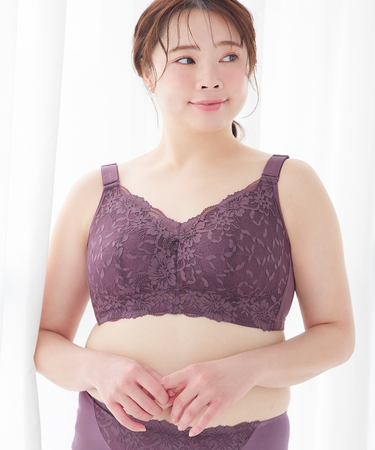 【半額】ブラジャー ノンワイヤーブラ ナイトブラ 昼夜兼用 胸を小さく見せるブラ クラッシィワイヤレスブラ ボタニカルレース ラディアンヌ |  | 08