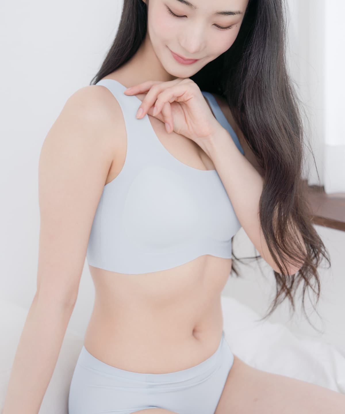【半額】ナイトブラ 昼夜兼用 ノンワイヤーブラ すっぴんナイトブラ ブラジャー シームレス 大きいサイズ ラディアンヌ |  | 06