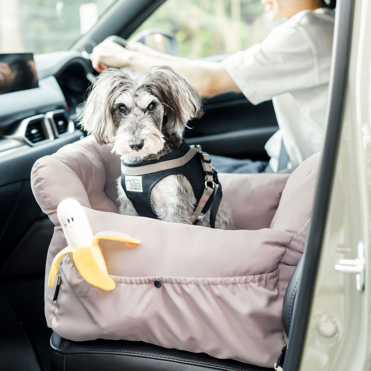 RADICA ラディカ ドライブベッドキャリー ピンクベージュ Lサイズ RADICA（ラディカ） 【ご愛顧SALE】新色追加 犬 ベッド コーデュラ