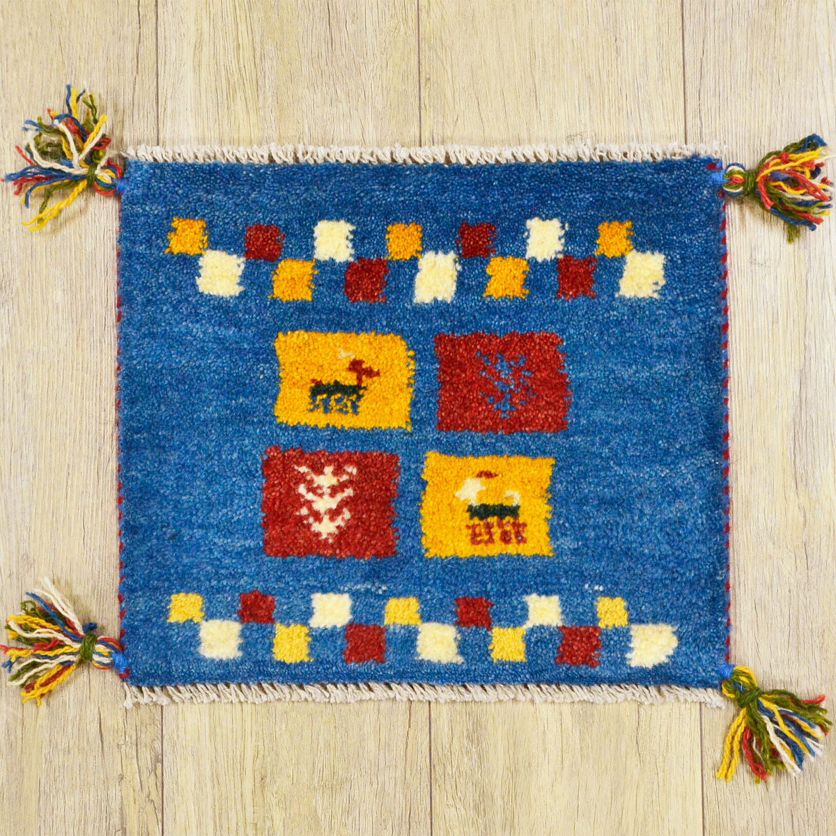 ギャッベ　ライオン　座布団　チェアマット　約40x40cm ペルシャ　イラン サヤンサヤン ギャッベ ギャベ 座布団 ペルシャ イラン 約