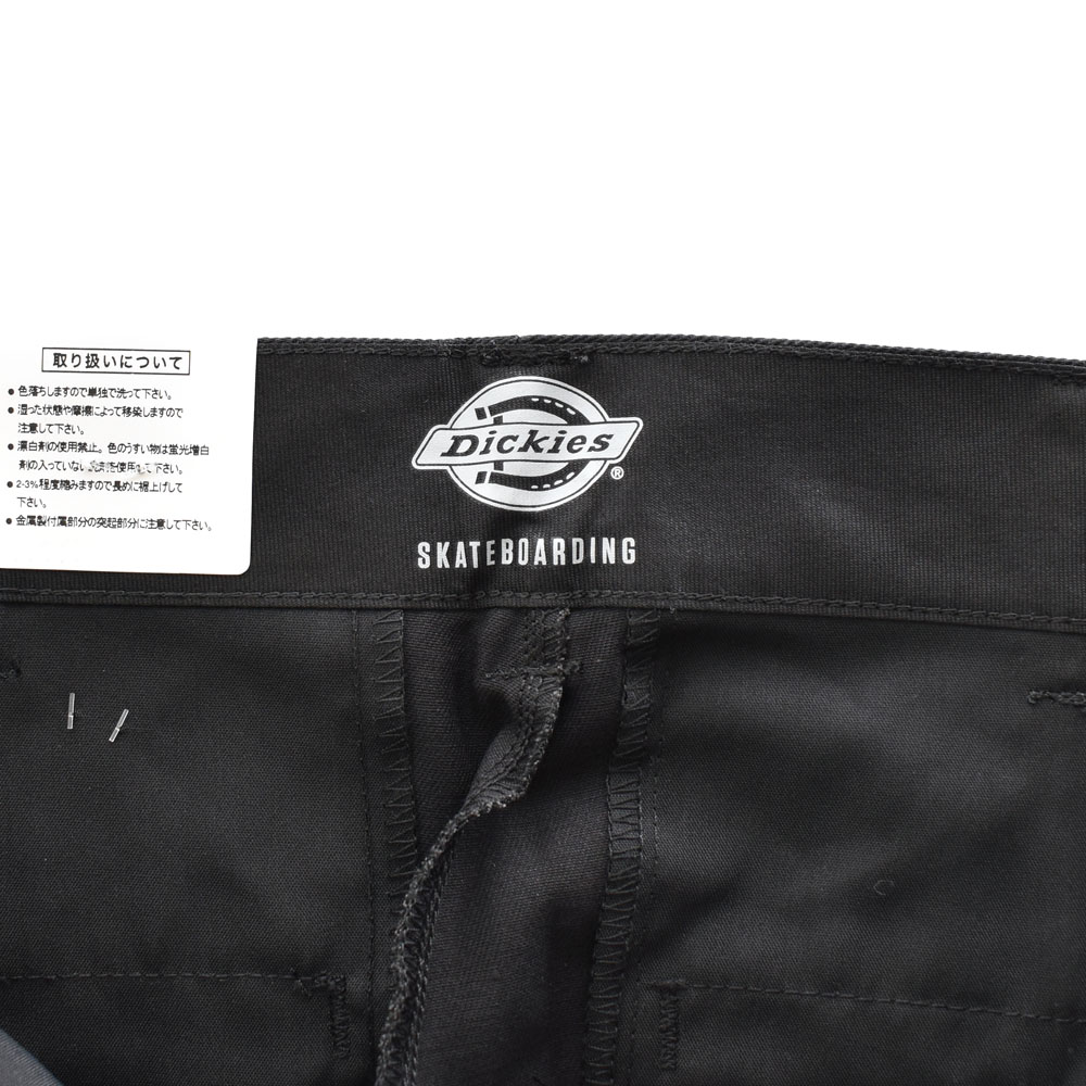 ディッキーズ　SKATEBOARDING 黒 32×32 レギュラーフィット Dickies（ディッキーズ）の「【Dickies SKATEBOARDING