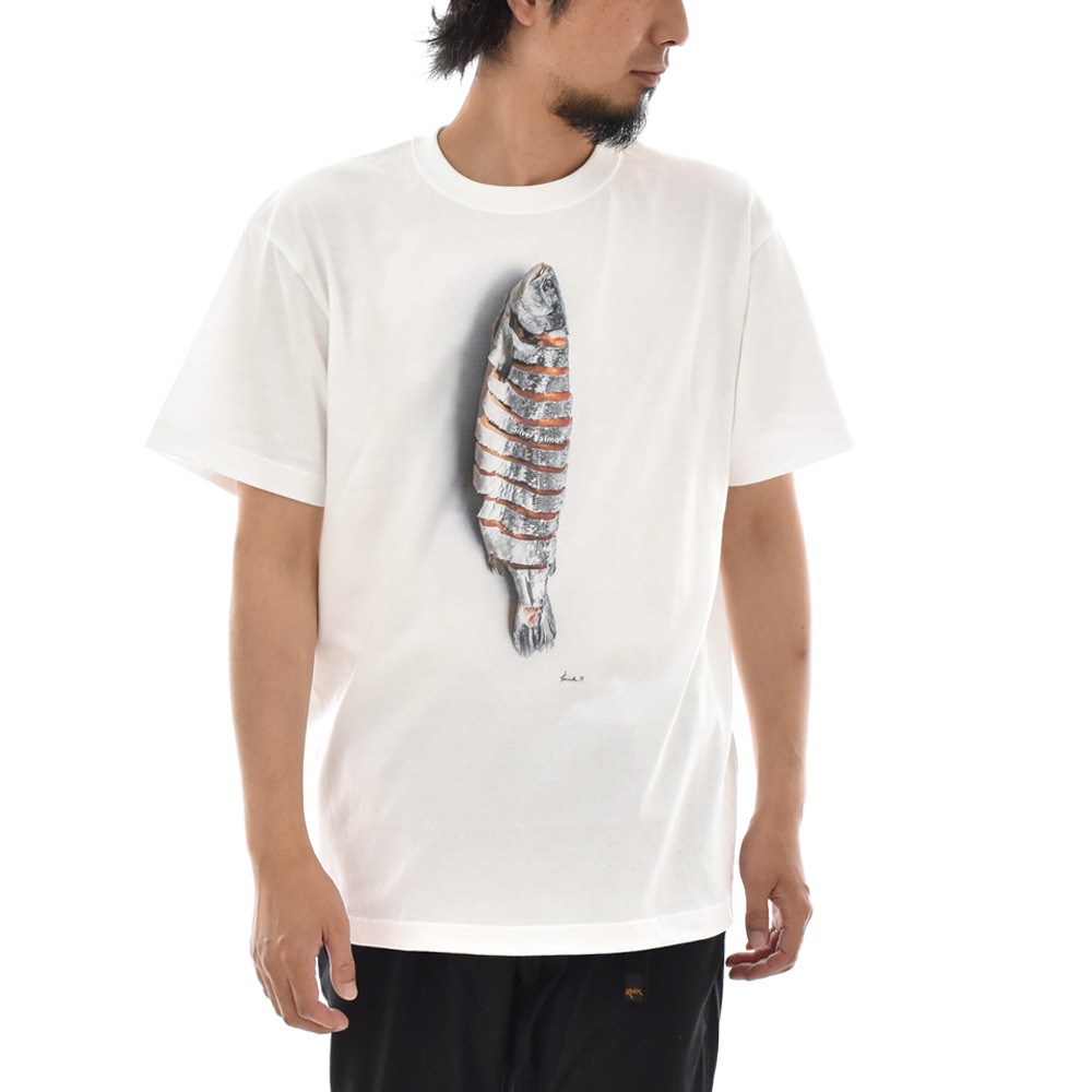 フォトTシャツ Tシャツ 塩引き銀鮭 魚 サーモン Keisuke Hirai 