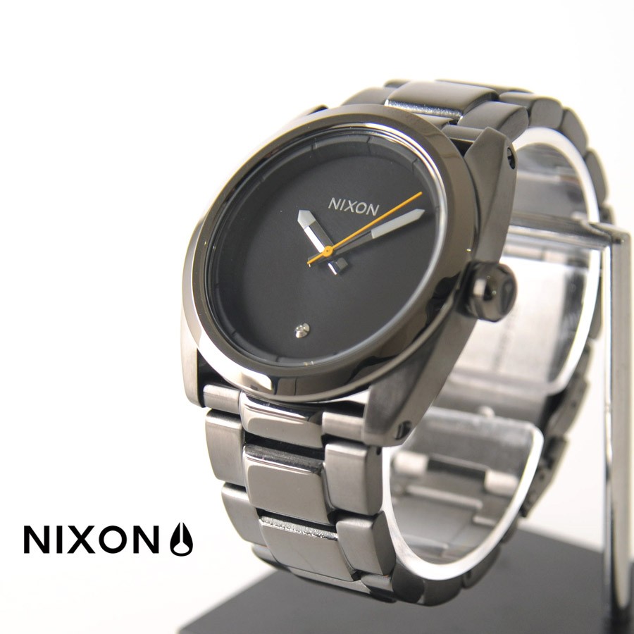 評判値下げ NIXON ニクソン 大型腕時計 ガンメタ 時計