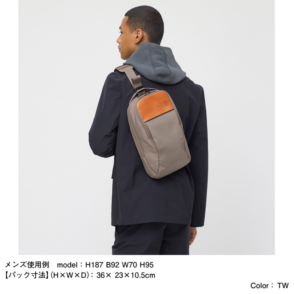 ザ ノースフェイス THE NORTH FACE ショルダーバッグ ローマースリング バッグ 鞄 ボディバッグ 牛革 本革 PC収納 13インチ  肩掛け Roamer Sling NM82062