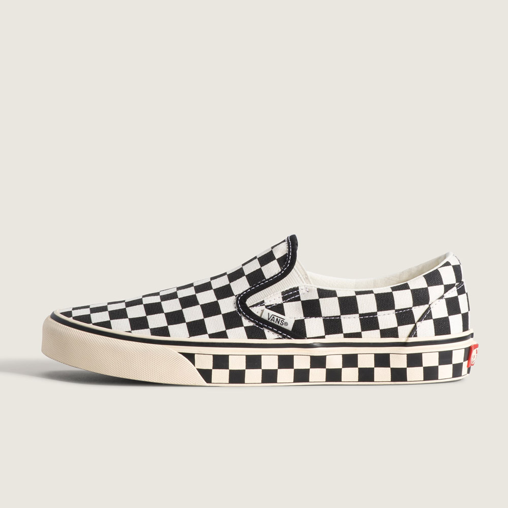 VANS（ヴァンズ） バンズ スニーカー クラシック スリッポン Classic