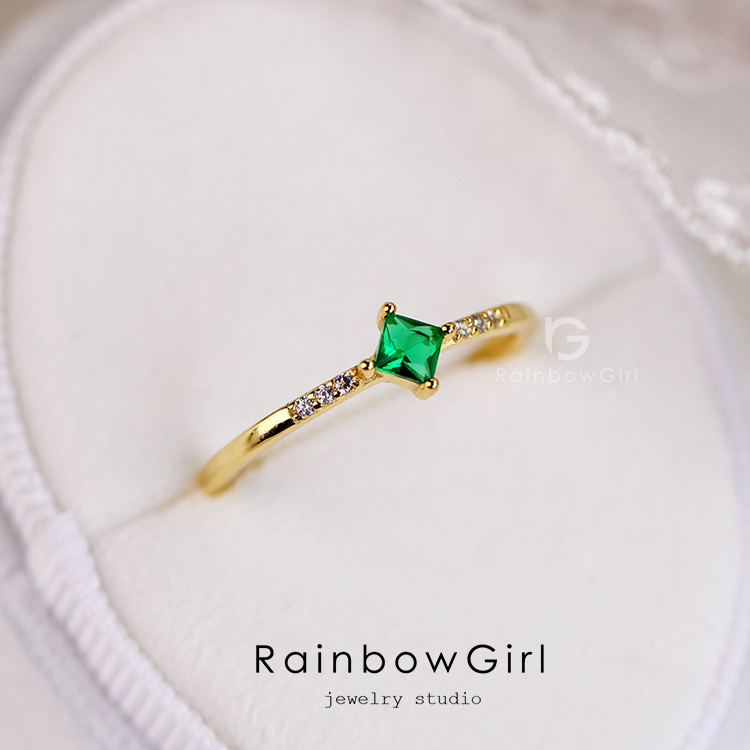 RainbowGirl 指輪 レディース リング 可愛い 緑石 エメラルドカラー