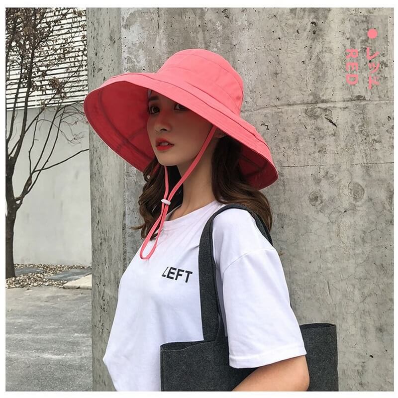 日よけ帽子 レディース おしゃれ つば広 ハット 夏 春 アウトドア 旅行 UVカット 紫外線対策 折りたたみ 紐付き 無地 飛ばない 小顔効果 送料無料