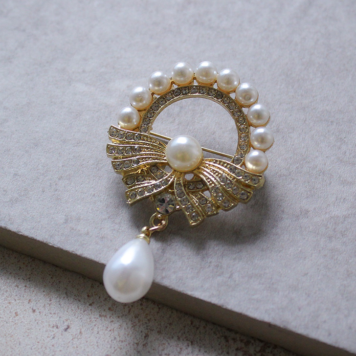ブローチ ピン パール 卒業式 おしゃれ ラインストーン 入学式 結婚式